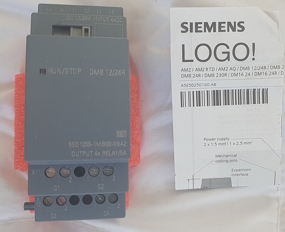 Product image 1 of 4