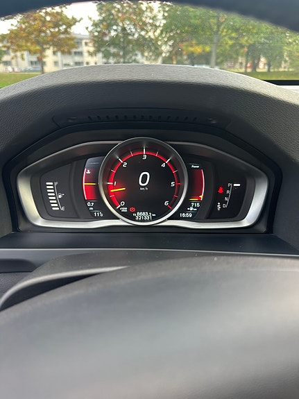 Volvo V60 9 of 9