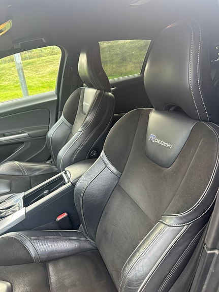 Volvo V60 8 of 9