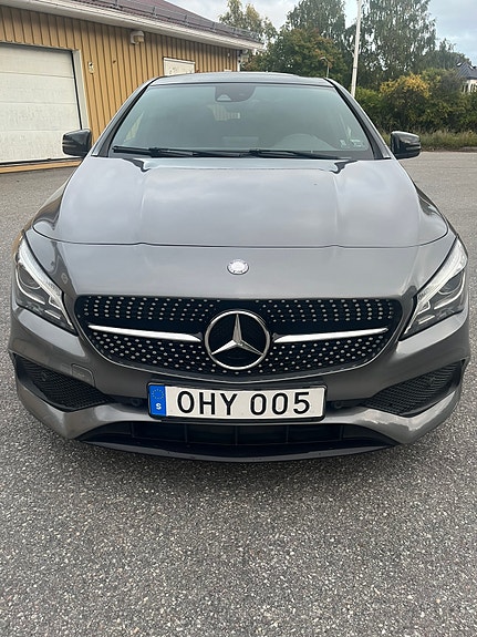 Mercedes-Benz CLA220 d 6 of 12