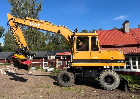4x4 Cat 206 med Engcon rototilt pris 158 500kr+m 4 of 12