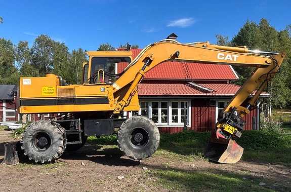 4x4 Cat 206 med Engcon rototilt pris 158 500kr+m 3 of 12