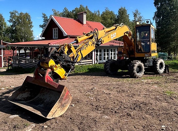 4x4 Cat 206 med Engcon rototilt pris 158 500kr+m 6 of 12