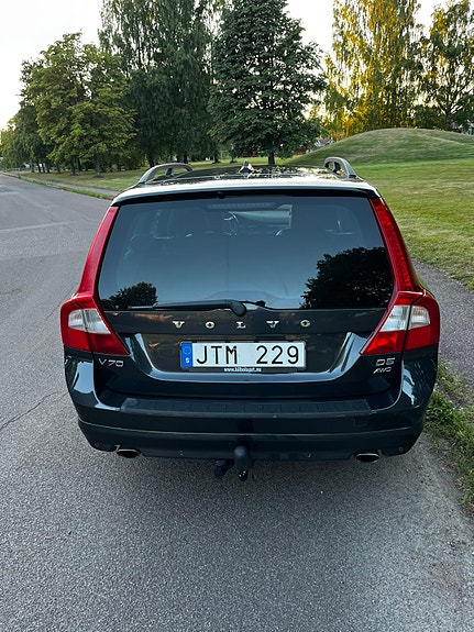 Volvo V70 5 of 10