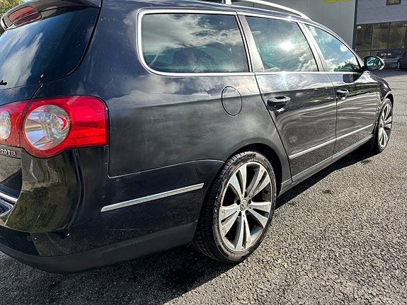 Volkswagen Passat 14 of 14