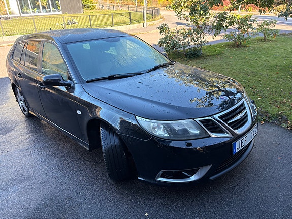 Saab 9-3 4 of 6