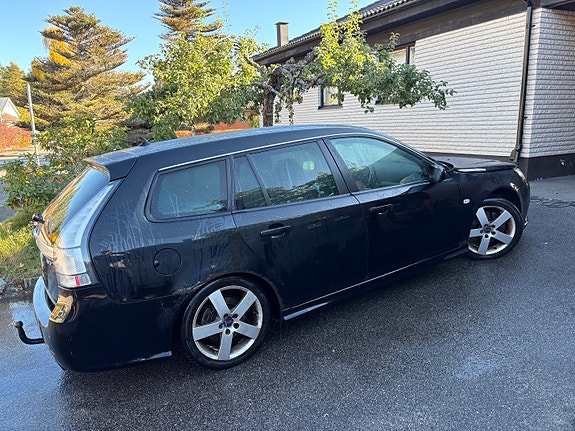 Saab 9-3 2 of 6