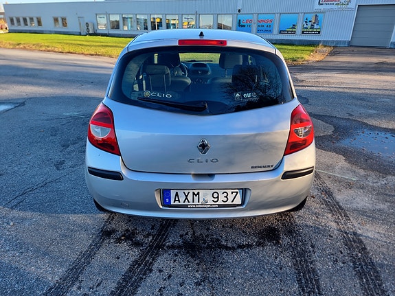 Renault Clio 3 of 7