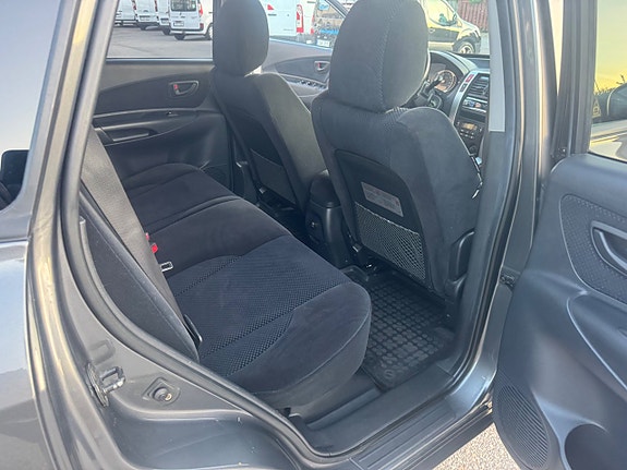Hyundai Tucson 9 of 13