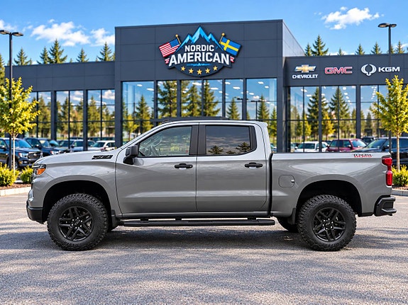Chevrolet Silverado EV 3 of 20