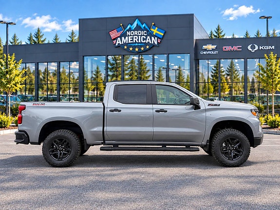 Chevrolet Silverado EV 4 of 20