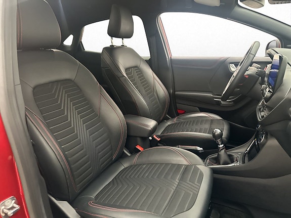 Ford Puma 23 of 30