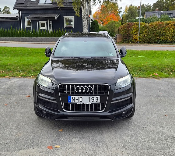 Audi Q7 9 of 19
