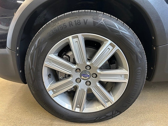 Volvo XC70 23 of 27