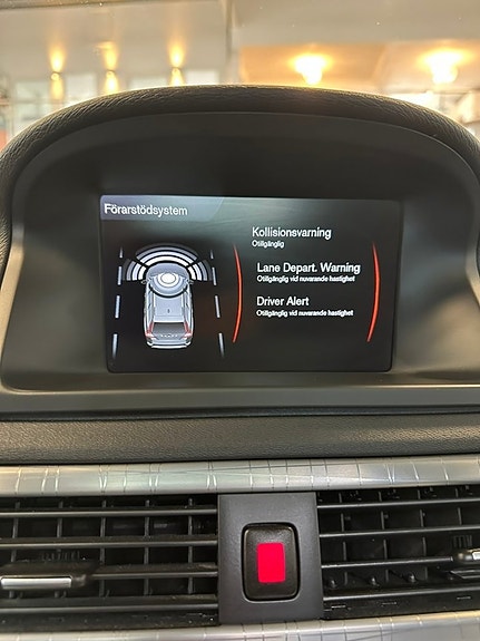 Volvo XC70 15 of 27