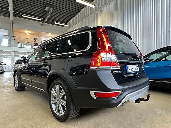 Volvo XC70 8 of 27
