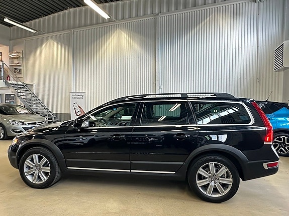Volvo XC70 4 of 27