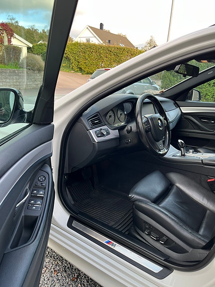 BMW 530d 5 of 7