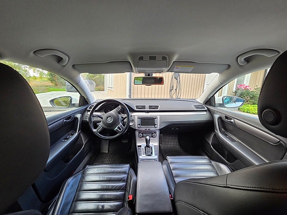 Volkswagen Passat 7 of 7