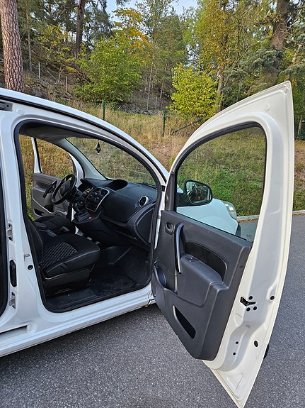 Renault Grand Kangoo 13 of 15