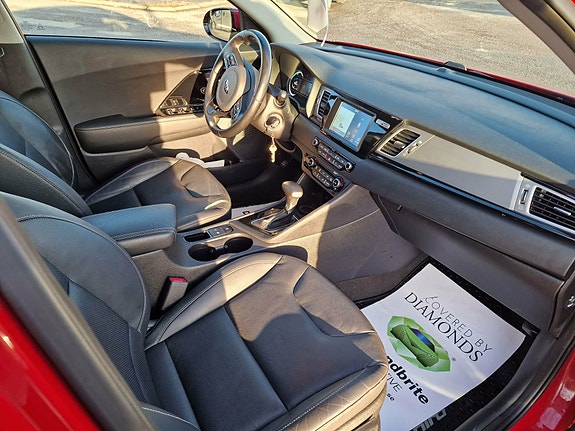 Kia Niro 8 of 12