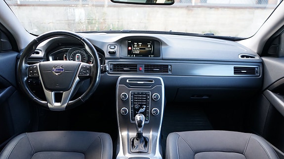 Volvo XC70 20 of 27