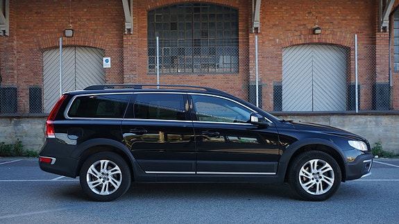 Volvo XC70 5 of 27