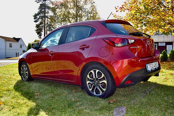 Mazda 2 7 of 17