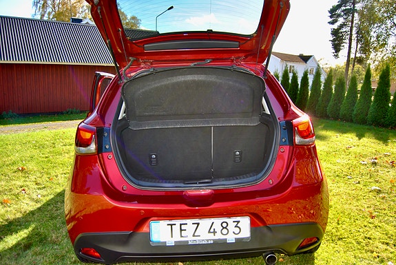 Mazda 2 14 of 17