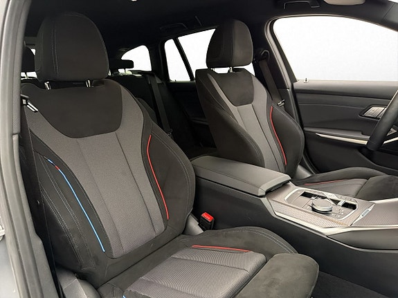 BMW 330e 13 of 30
