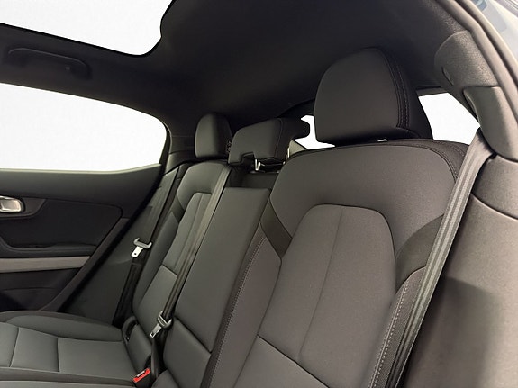 Polestar 2 18 of 30