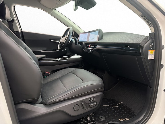 Kia EV6 15 of 30