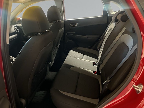 Hyundai Kona 4 of 5