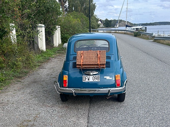 Fiat 500 3 of 10