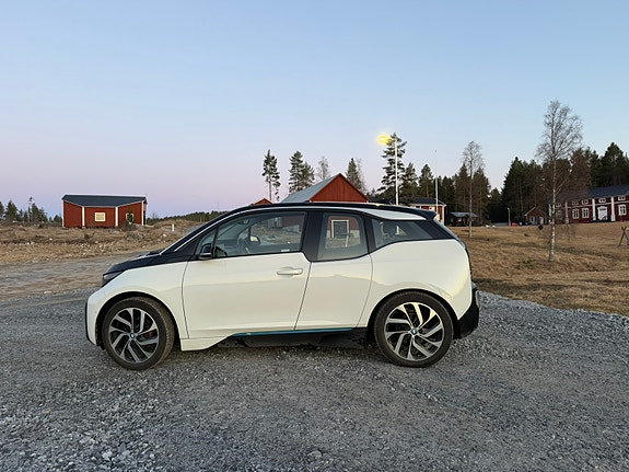 BMW i3 4 of 10