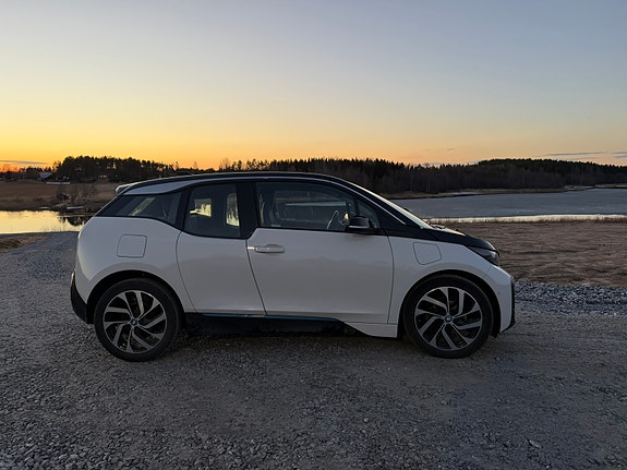 BMW i3 3 of 10