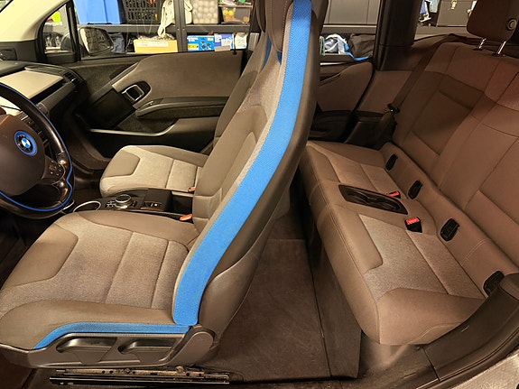 BMW i3 9 of 10