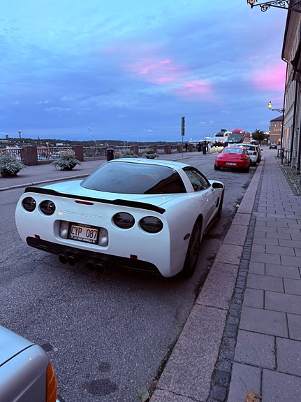 Chevrolet Corvette 2 of 3