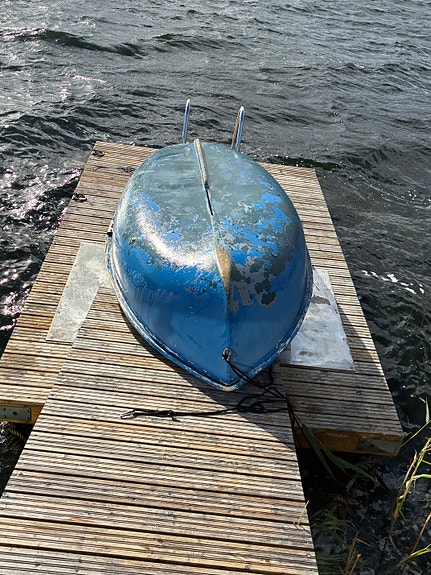 Trevlig och stadig specialbyggd segeljolle för nybörjare 6 of 6