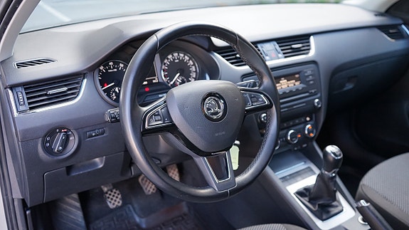 Skoda Octavia 16 of 24