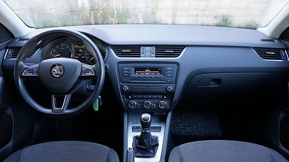 Skoda Octavia 17 of 24