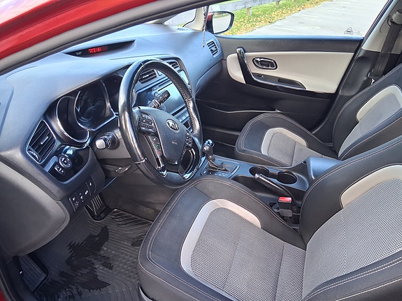 Kia Ceed 5 of 11