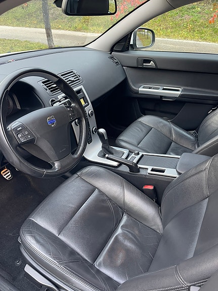 Volvo V50 5 of 7