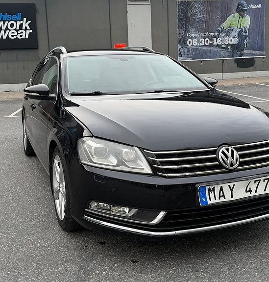Volkswagen Passat 8 of 11