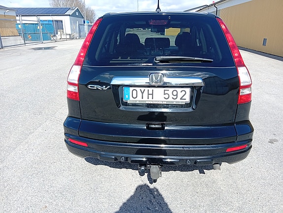 Honda CR-V 12 of 13