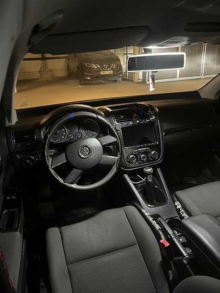 Volkswagen Golf V 11 of 11