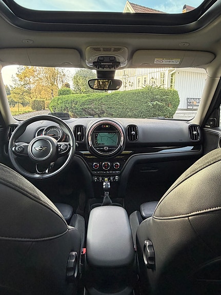 MINI Countryman Cooper SE 10 of 18