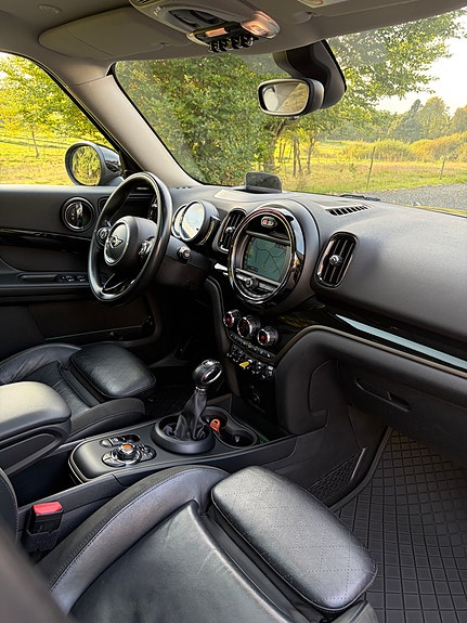 MINI Countryman Cooper SE 15 of 18
