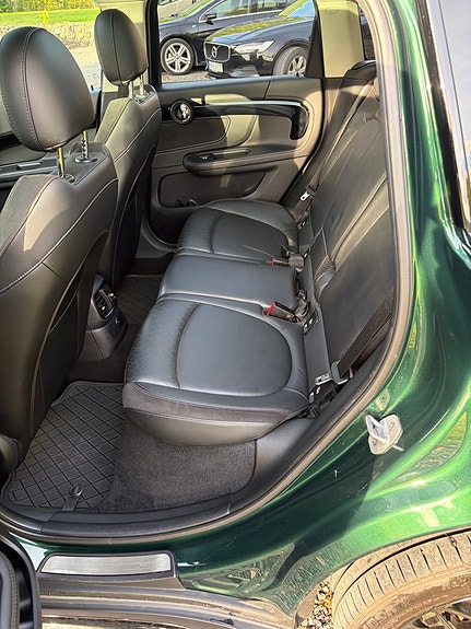 MINI Countryman Cooper SE 8 of 18