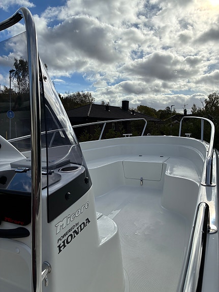 Micore 550 CC 2022 3 of 12